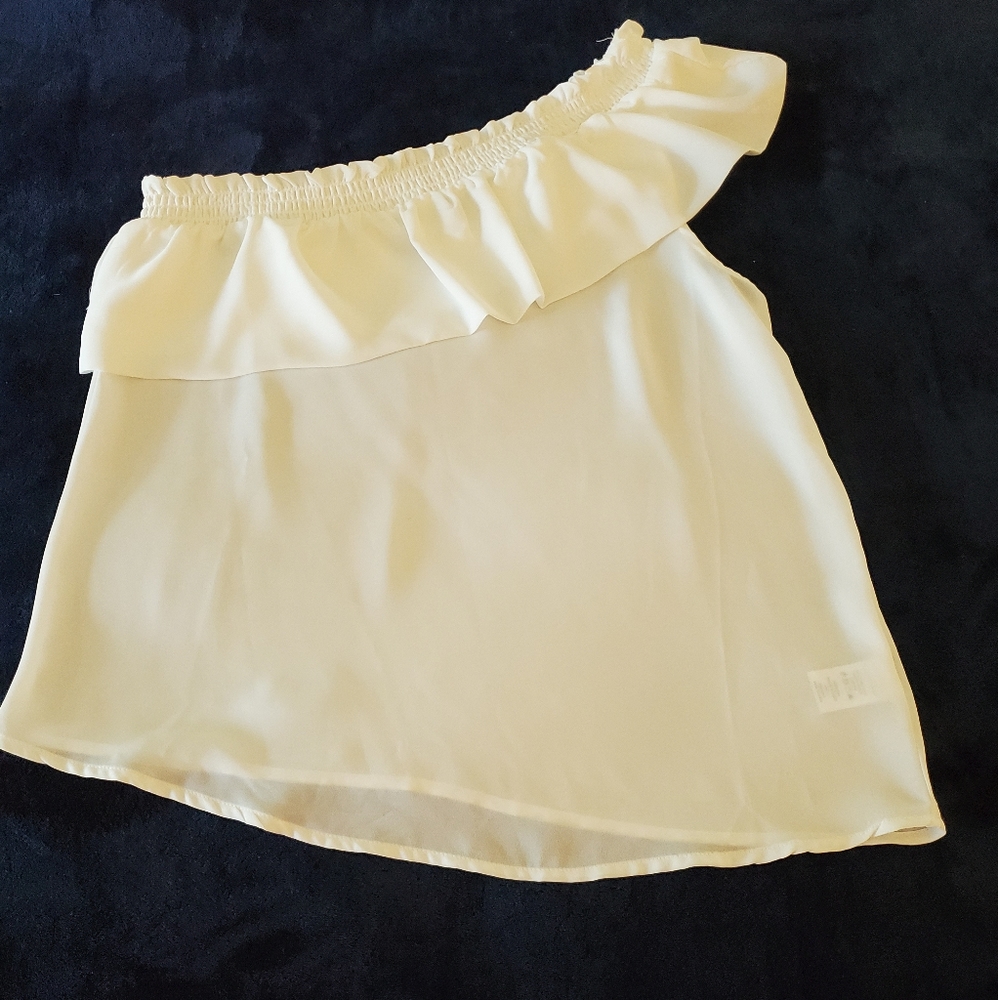 One Shoulder White top